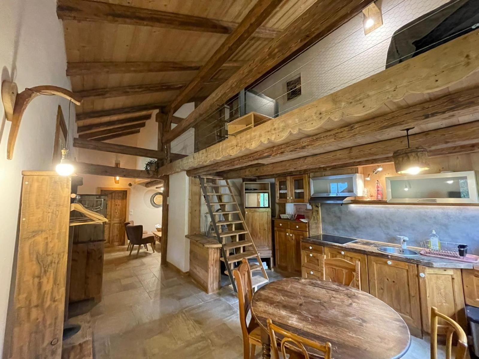 Апартаменты La Ferme Du Fay Sixt-Fer-a-Cheval Экстерьер фото